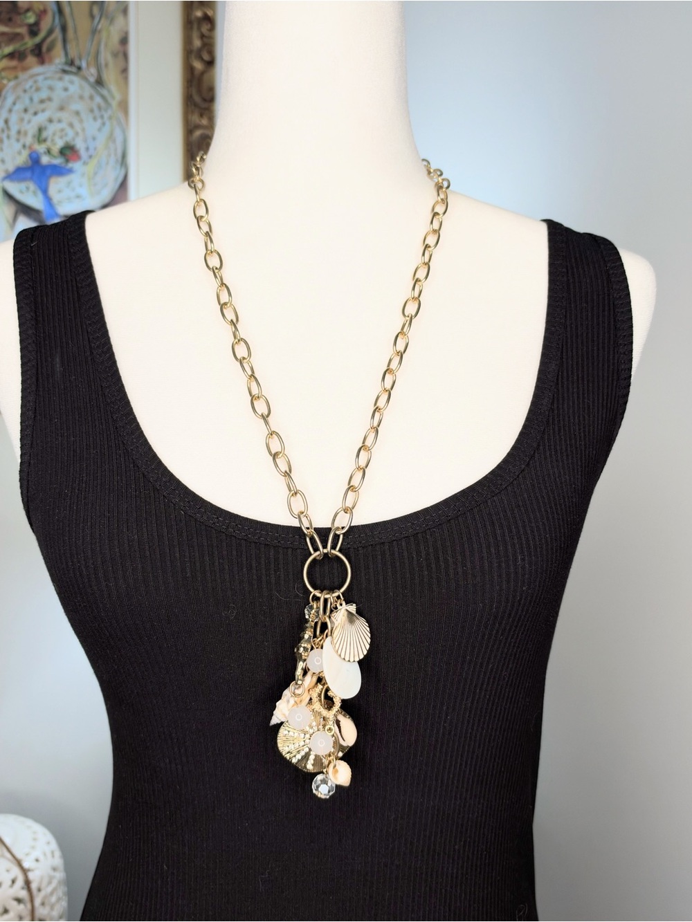 Gold Tone Chunky Chain Necklace Seashell Charm Cluster Coastal Statement 16.5”